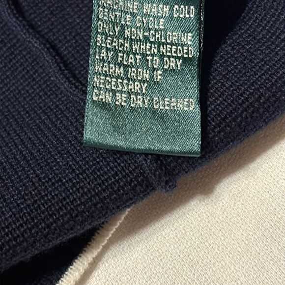 Lauren Ralph Lauren Navy Blue Blazer with white trim. - Picture 9 of 9